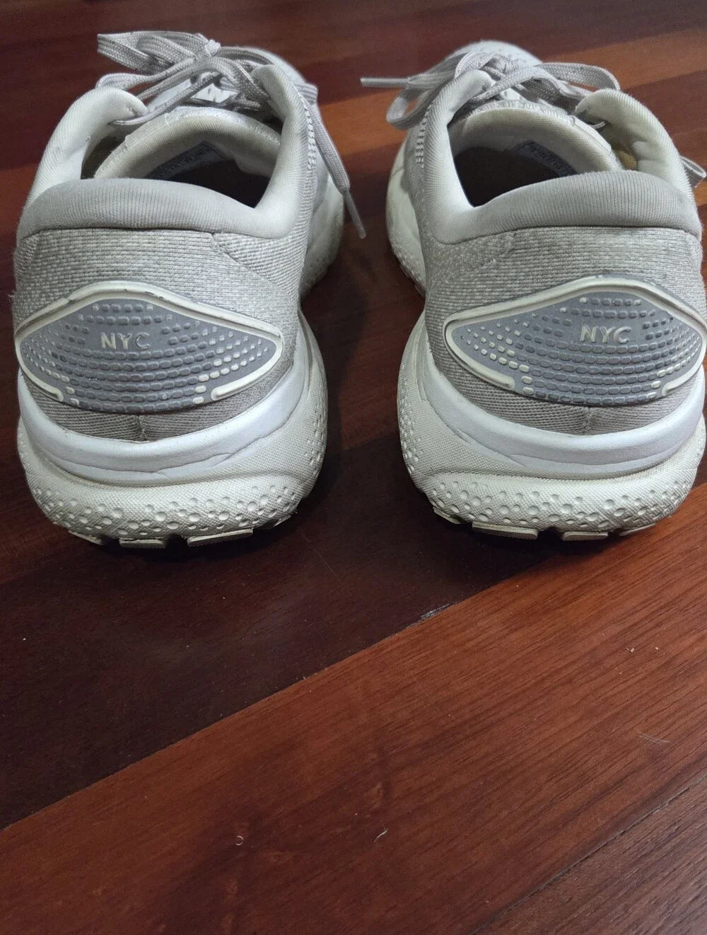Brooks Ghost X Saturdays NYC, Women's 12 running shoes, Pristine/Gray/White